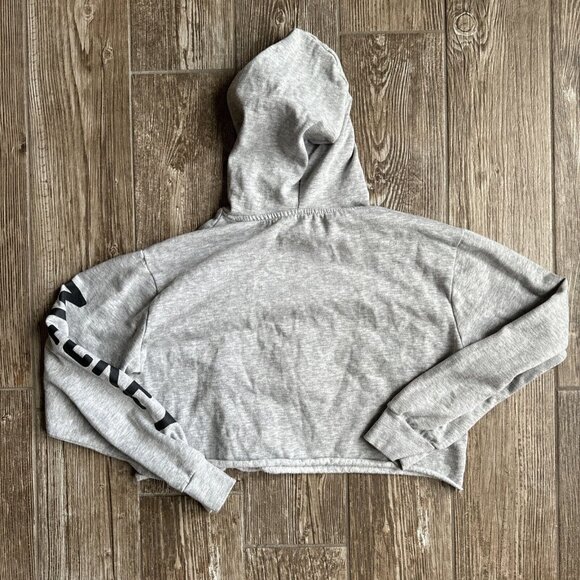 2/$18 SALE! Disney Hoodie Cropped Sweatshirt M Mickey Mouse Spellout Varsity - Picture 8 of 8